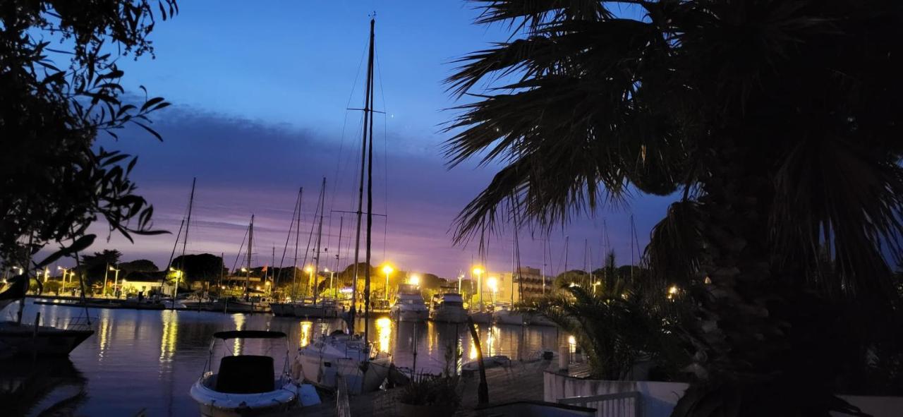 Вилла Marina Sunset Ле-Гро-дю-Руа Экстерьер фото